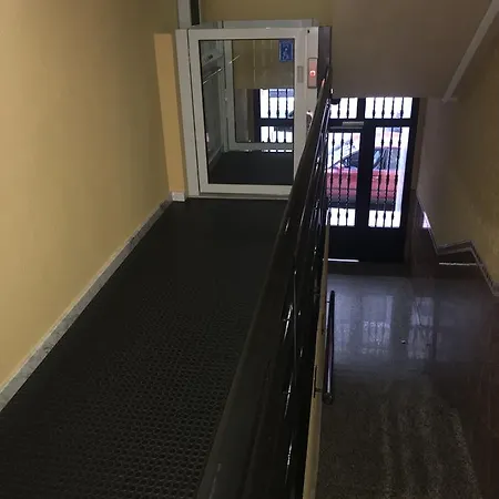 Felix De La Fuente Apartment *